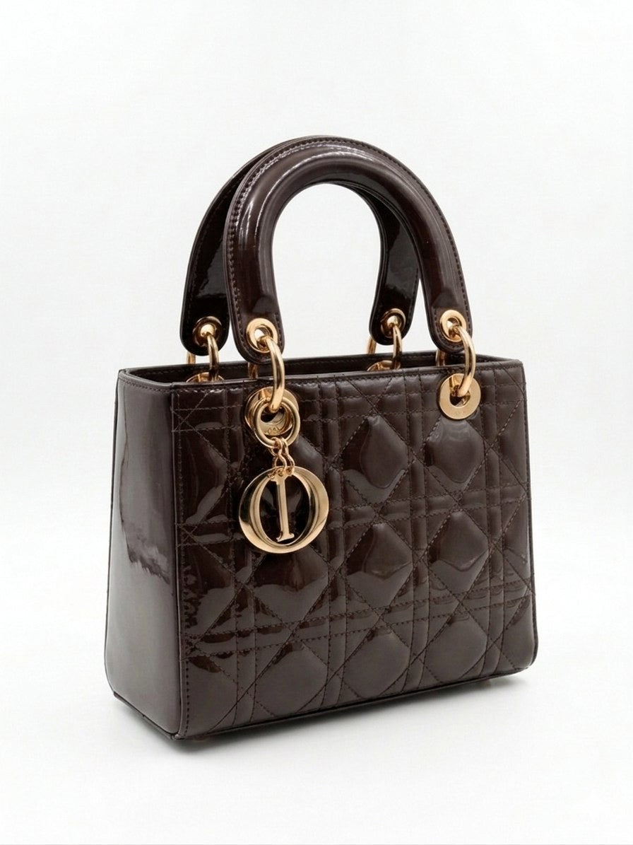 Luxury Women's Handbag | Elegant Design and High Quality